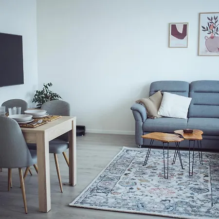 Modern 1-bedroom ǀ Ac, Free Parking 아파트 브라티슬라바